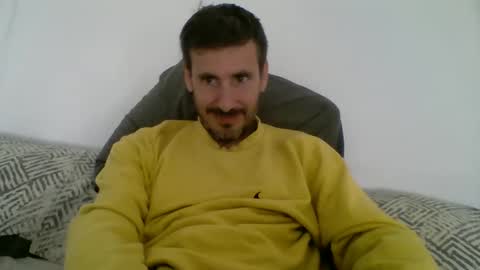 Snapshot of iyoperro chatting on 25, 11, 2025 Casandro online show from 25, 11, 2025