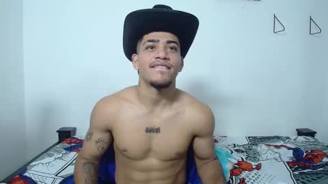 Snapshot of izaak_taylor7 chatting on 19, 9, 2025 izaack online show from 19, 9, 2025