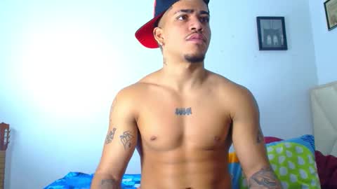 Snapshot of izaak_taylor7 chatting on 2, 12, 2025 izaack online show from 2, 12, 2025