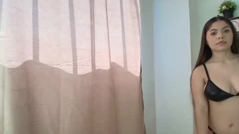 Snapshot of izabellasweet chatting on 19, 12, 2024 Izabella online show from 19, 12, 2024