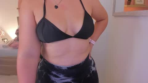 Iza online show from 12, 2, 2025