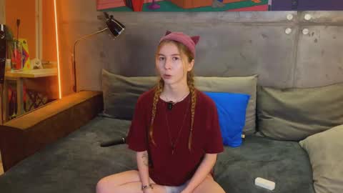 izi online show from 6, 10, 2025