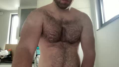 Izylduur online show from 4, 4, 2026