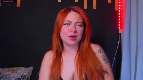 Snapshot of izyzys_baker chatting on 24, 7, 2026 hot izys online show from 24, 7, 2026
