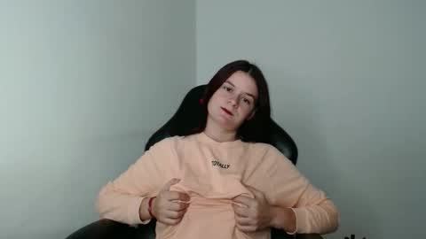 Shygirl online show from 9, 10, 2025