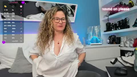 Snapshot of izzymendosa chatting on 14, 5, 2026 Izzy Mendosa online show from 14, 5, 2026