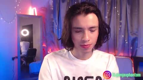 Hey im Jaxxxon check my info     online show from 3, 11, 2025