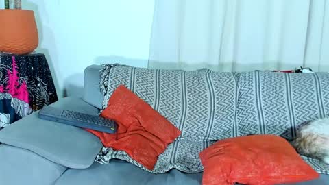 Calix  Independient model Insta and twt Calixsnake online show from 4, 12, 2024