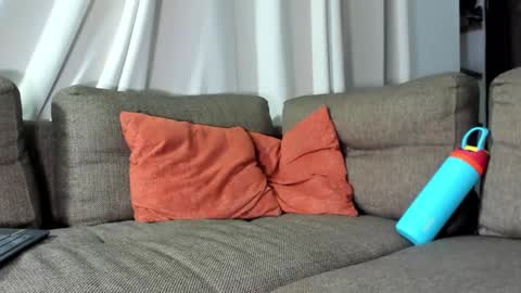 Calix  Independient model Insta and twt Calixsnake online show from 5, 1, 2025