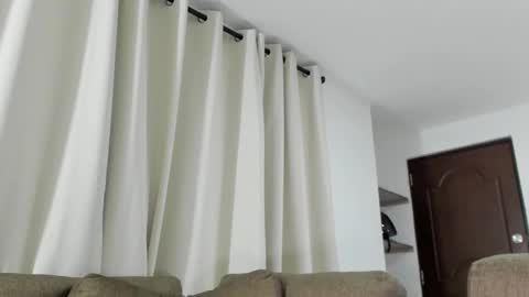 Calix  Independient model Insta and twt Calixsnake online show from 13, 2, 2025