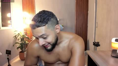 Calix  Independient model Insta and twt Calixsnake online show from 27, 5, 2026