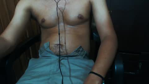 Snapshot of j_castello chatting on 18, 5, 2026 J online show from 18, 5, 2026