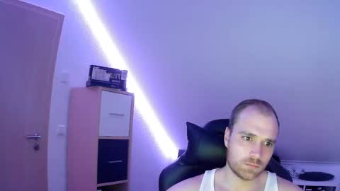 here4y online show from 5, 1, 2025