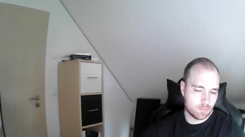 here4y online show from 29, 1, 2025