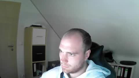 here4y online show from 1, 10, 2025