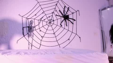 Snapshot of j_martony chatting on 27, 10, 2025 j_martony online show from 27, 10, 2025