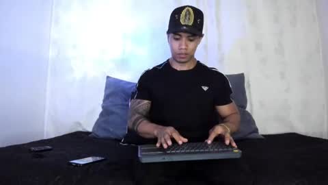 i am juan musiry independent model  online show from 23, 1, 2025