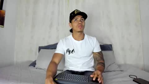 i am juan musiry independent model  online show from 11, 2, 2025