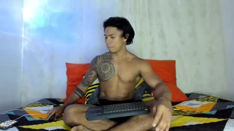 i am juan musiry independent model  online show from 3, 3, 2025