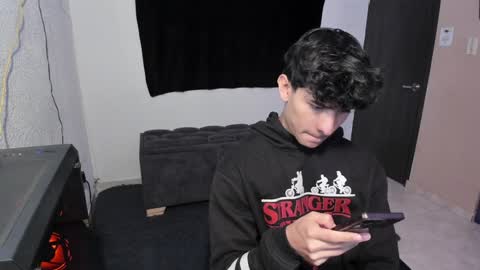 Snapshot of j_u_p_i_t_e_r chatting on 4, 12, 2024 Noah online show from 4, 12, 2024