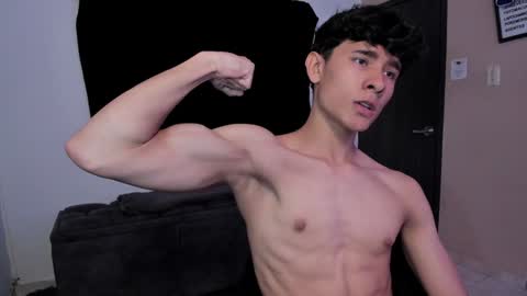 Snapshot of j_u_p_i_t_e_r chatting on 13, 12, 2024 Noah online show from 13, 12, 2024