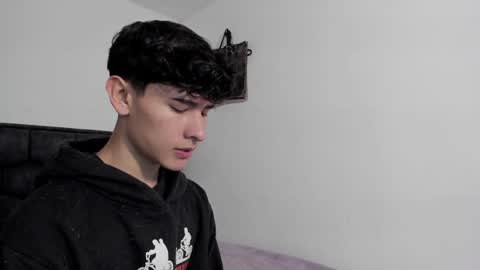 Snapshot of j_u_p_i_t_e_r chatting on 11, 1, 2025 Noah online show from 11, 1, 2025