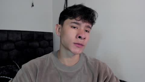 Snapshot of j_u_p_i_t_e_r chatting on 1, 2, 2025 Noah online show from 1, 2, 2025