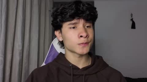 Snapshot of j_u_p_i_t_e_r chatting on 10, 11, 2025 Noah online show from 10, 11, 2025