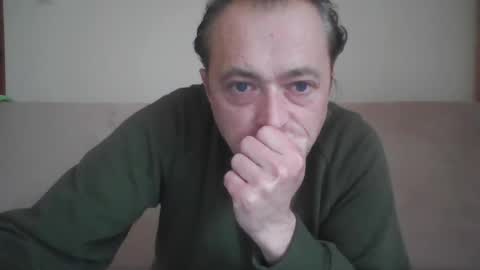 Snapshot of ja424387 chatting on 11, 11, 2025 Tomek online show from 11, 11, 2025