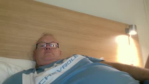 Snapshot of jacal711 chatting on 8, 5, 2026 jacal711 online show from 8, 5, 2026