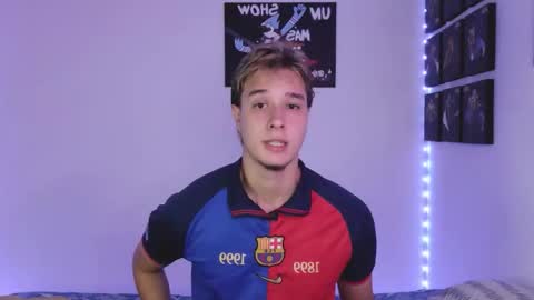Snapshot of jack_walker190 chatting on 23, 9, 2025 J online show from 23, 9, 2025