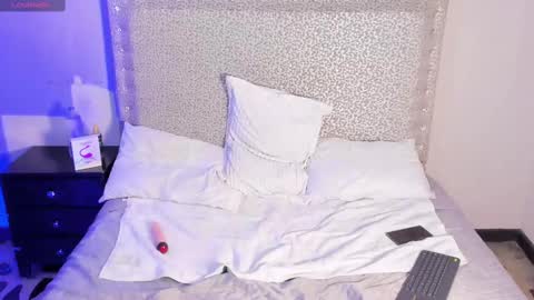 Jack White online show from 10, 2, 2025