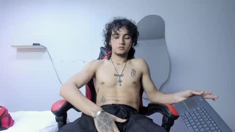 Snapshot of jackestaylor chatting on 14, 5, 2026 Jackes Taylor online show from 14, 5, 2026