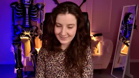 Snapshot of jackiebard chatting on 18, 10, 2025 Jackie Byrd online show from 18, 10, 2025