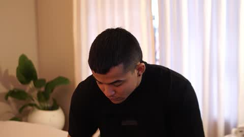 Snapshot of jacksonbell9 chatting on 14, 11, 2025 Jackson Bell online show from 14, 11, 2025