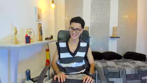 Snapshot of jacob_blackwell chatting on 19, 11, 2025 jacob_blackwell online show from 19, 11, 2025