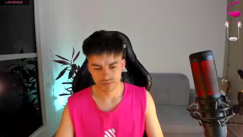 Snapshot of jacob_ferrer chatting on 15, 6, 2026 JACOB FERRER online show from 15, 6, 2026