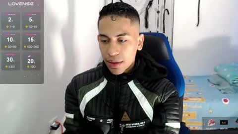 Snapshot of jacob_wolf_xxx chatting on 20, 9, 2025 jacob online show from 20, 9, 2025