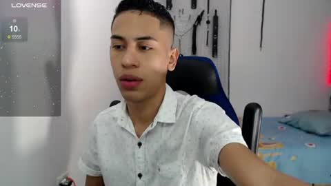 Snapshot of jacob_wolf_xxx chatting on 21, 9, 2025 jacob online show from 21, 9, 2025