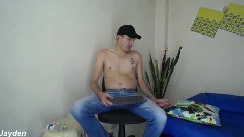 Jacob And Jayden online show from 17, 10, 2025