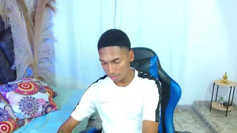 Snapshot of jacobcum18 chatting on 13, 5, 2026 jacobcum18 online show from 13, 5, 2026