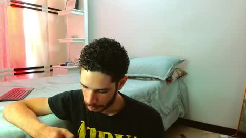 Snapshot of jacobmurphy2103 chatting on 12, 9, 2025 JACOB ROBIN online show from 12, 9, 2025