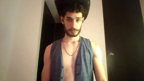 Snapshot of jacobmurphy2103 chatting on 28, 10, 2025 JACOB ROBIN online show from 28, 10, 2025