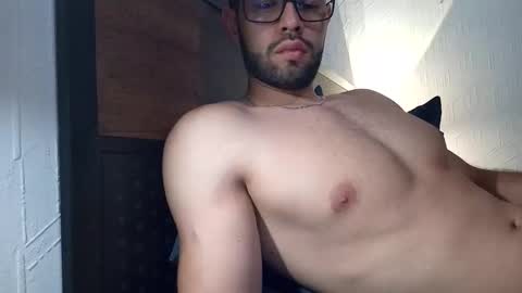 Snapshot of jacobt77 chatting on 14, 1, 2025 Jacob online show from 14, 1, 2025