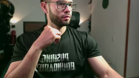 Snapshot of jacobt77 chatting on 4, 12, 2025 Jacob online show from 4, 12, 2025