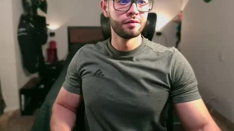 Snapshot of jacobt77 chatting on 20, 12, 2025 Jacob online show from 20, 12, 2025