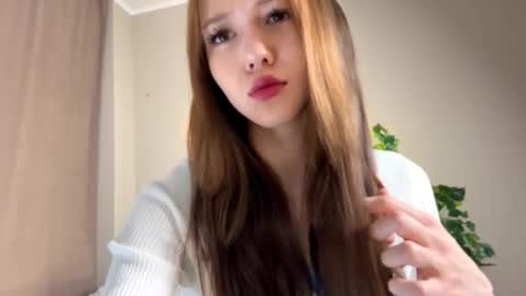 Snapshot of jadalindloff chatting on 14, 12, 2025 Kate online show from 14, 12, 2025