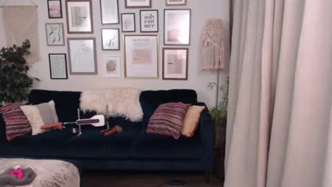 Snapshot of jade1677 chatting on 4, 2, 2025 Jade online show from 4, 2, 2025