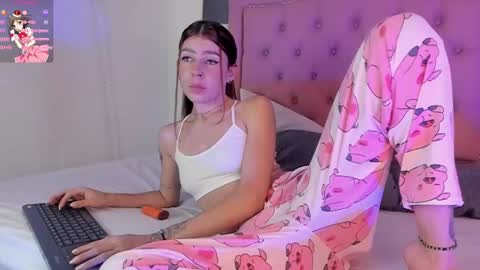 Snapshot of jade__20 chatting on 28, 1, 2025 Jade online show from 28, 1, 2025