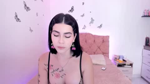   online show from 25, 10, 2025